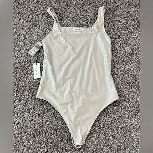 Aritzia Babaton Matte Pearl Medium Body Suit